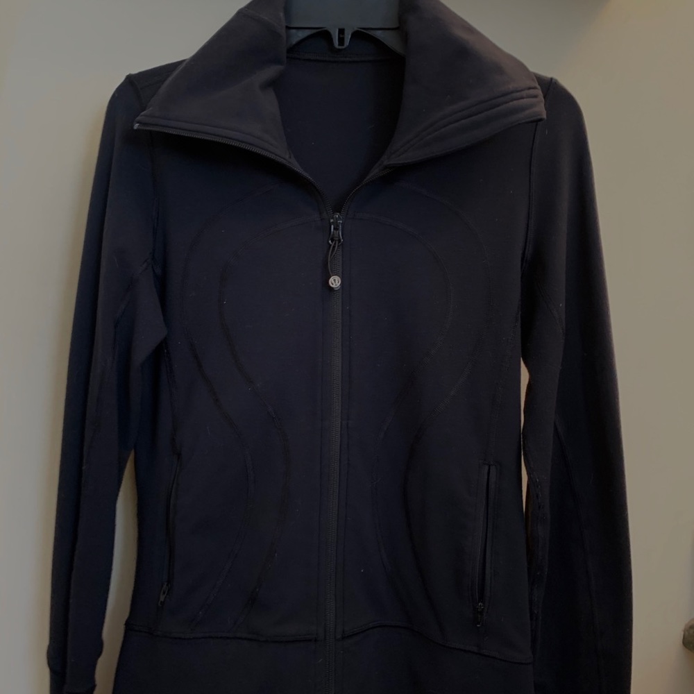 Lululemon black jacket